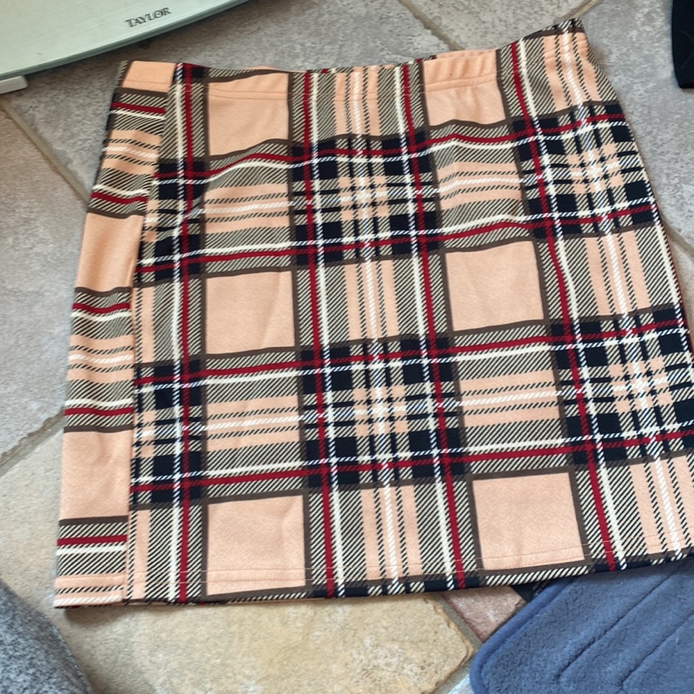 Two piece set - Picture 2 of 3